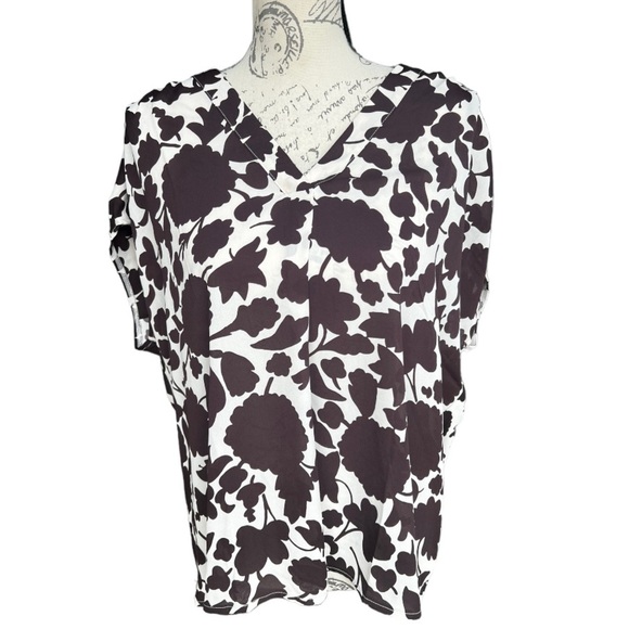 Ann Taylor Factory Tops - NWT, Brown and Cream color print top, size XL